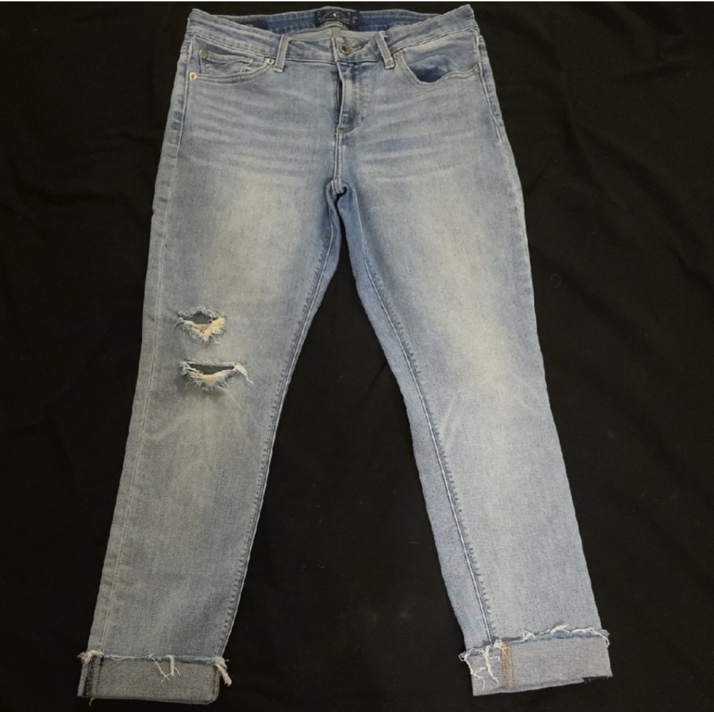Lucky Brand Light Blue Ankle Cropped Jeans with Distressed Details